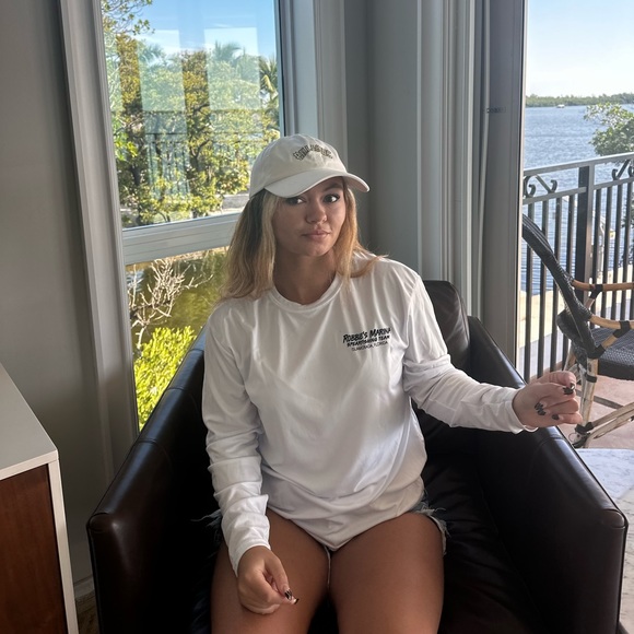 Meet your Posher, Tataylor - Picture 1 of 1